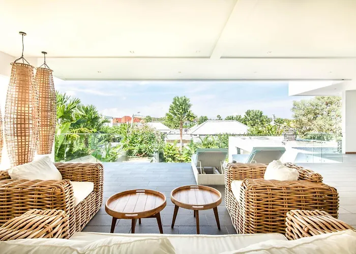 ヴィラ New Brawah 5 Bedroom 200m To Finns Club