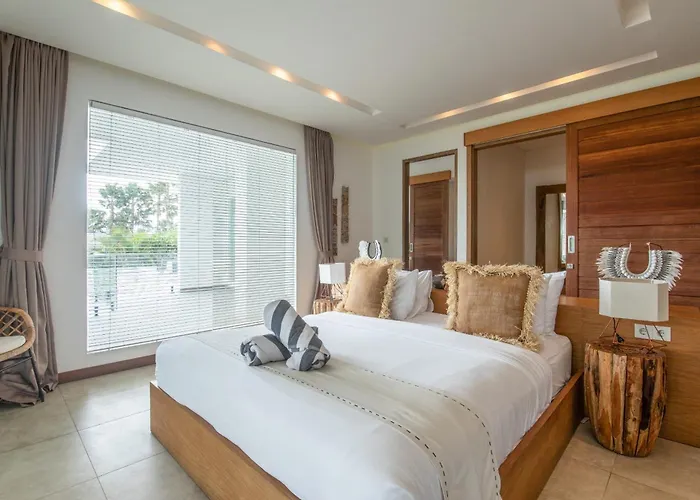 ヴィラ New Brawah 5 Bedroom 200m To Finns Club チャングー